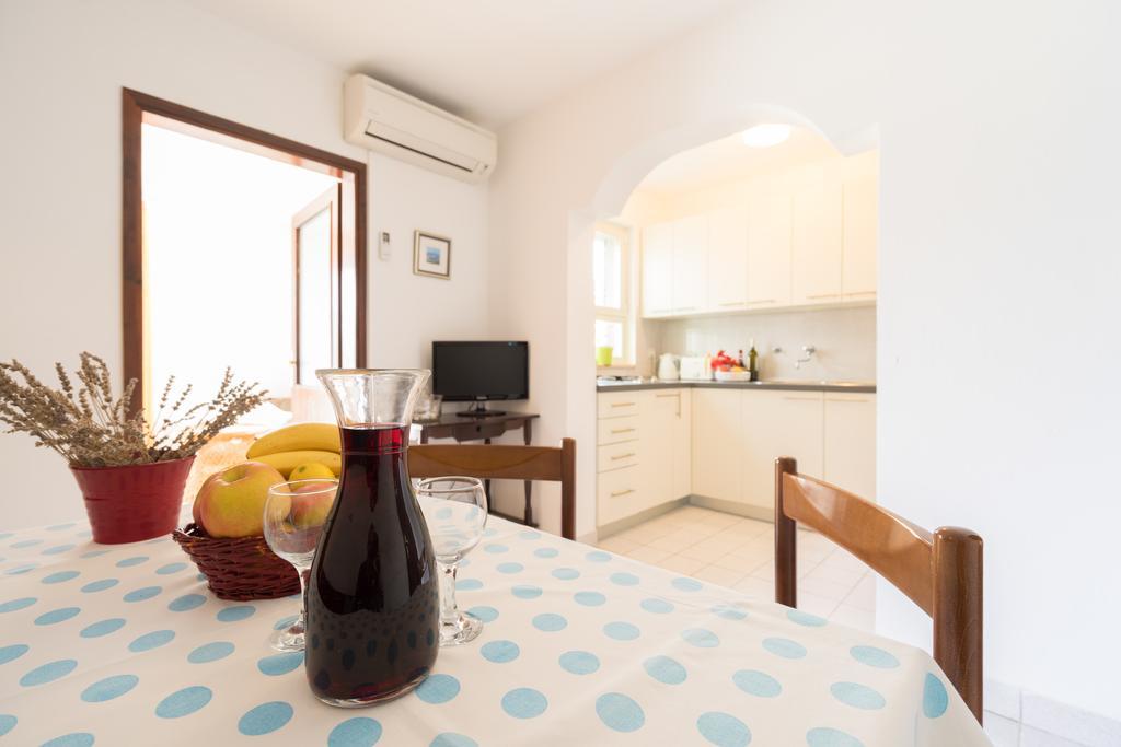 Apartments Sarah Medvinjak Δωμάτιο φωτογραφία